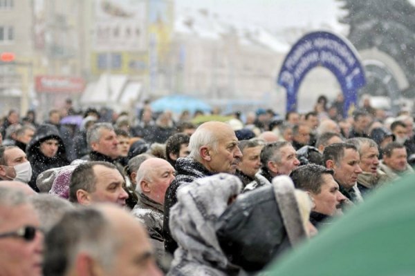 Народне віче у Луцьку. ФОТО