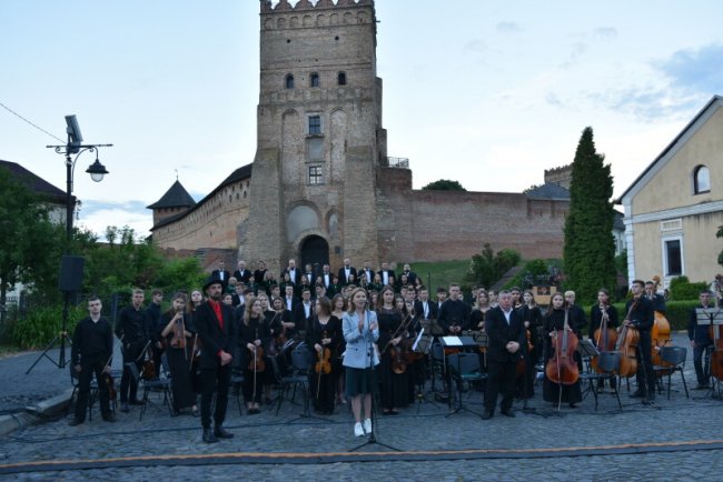 Подорож у часі: яким був третій день арт-променаду «Так звучить Луцьк». ФОТО