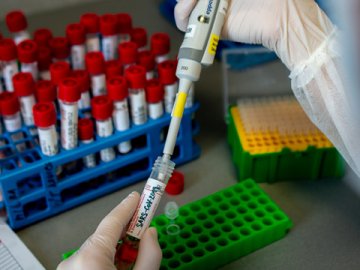 Коронавірус у Нововолинську: в лікарні з недугою перебуває 16 пацієнтів