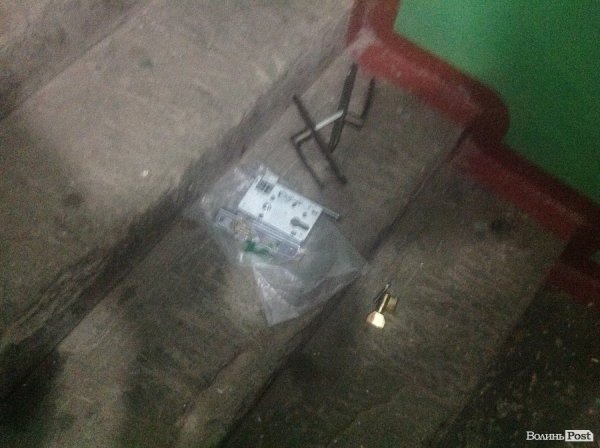 У Луцьку виселяють сім'ю за борги. ФОТО. ОНОВЛЕНО 