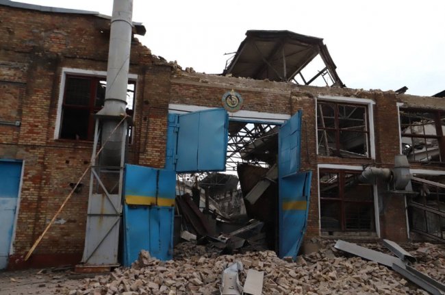 Ракетний удар по Києву: показали фото наслідків