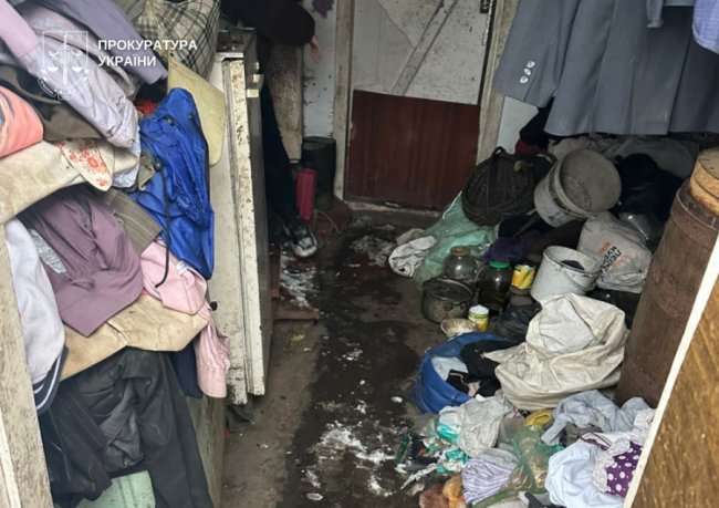 На Волині з двох сімей вилучили 8 дітей, семимісячна дівчинка з ознаками виснаження - у лікарні