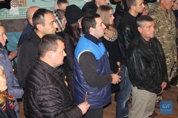 У Нововолинську провели в останню путь загиблого Героя. ФОТО