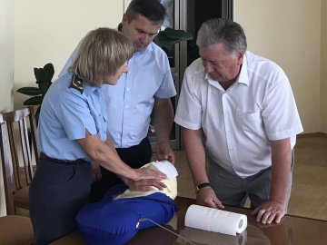 Волинські митники вчилися надавати першу медичну допомогу