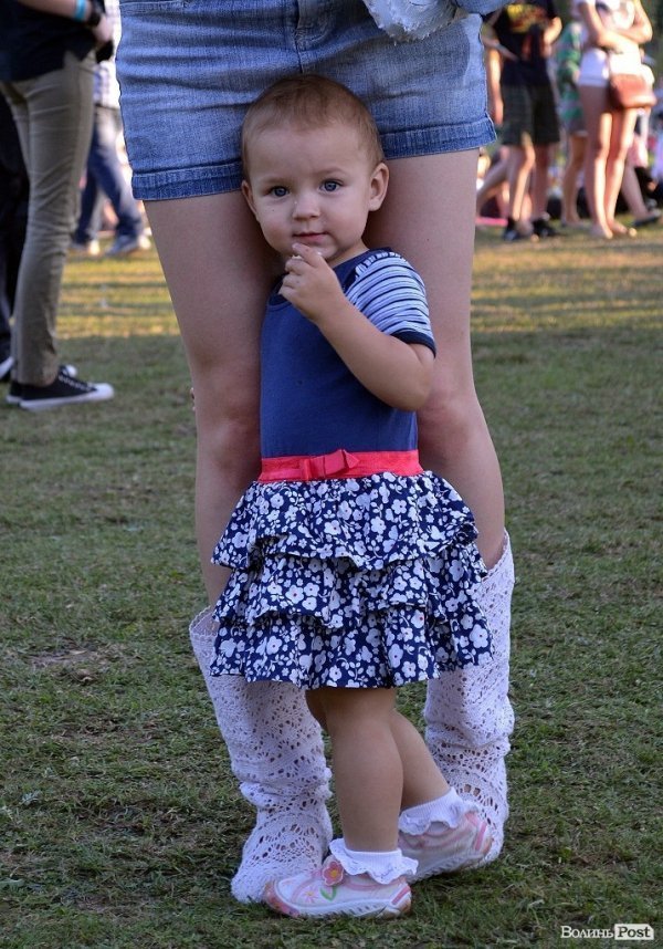 Діти  і «Бандерштат». ФОТО