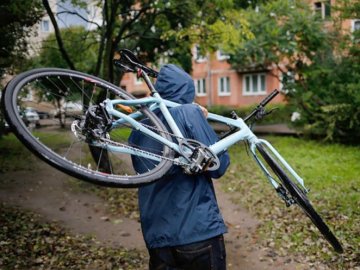 За численні крадіжки волинянин проведе за ґратами понад 3 роки