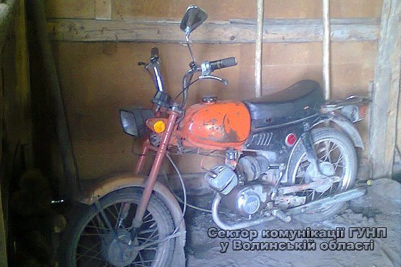 На Волині школяр вкрав у чоловіка мопед. ФОТО