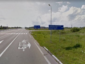 На Волині просять замінити дорожні знаки