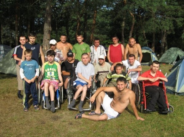 Неповносправні фанати ФК «Карпати» відпочиватимуть у Шацьку.ФОТО