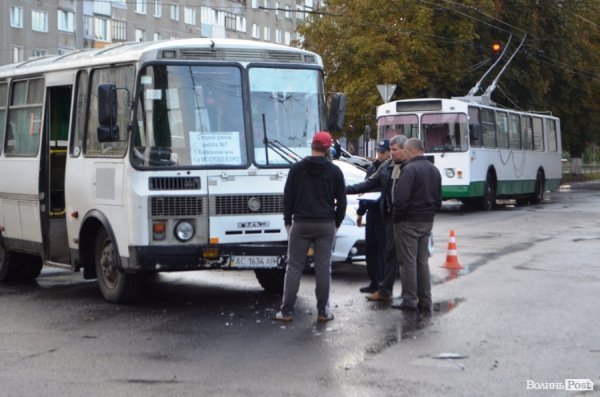 У Луцьку аварія. Винних нема. ФОТО