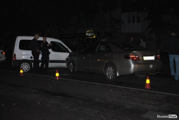 У Луцьку - нічна аварія. ФОТО