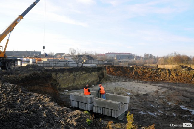 Як «росте» луцька «Супернова». ФОТО. ВІДЕО