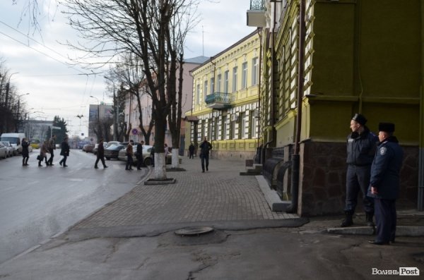 Як «репресовані» луцькі євромайданівці ходили в прокуратуру. ФОТО. ВІДЕО