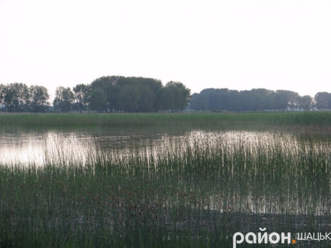 Палаюче небо: фото заходу сонця на Світязі