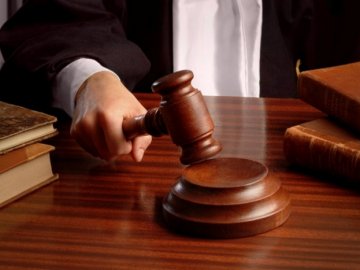 Пенсіонер вляпався у кримінал через «липову» довідку