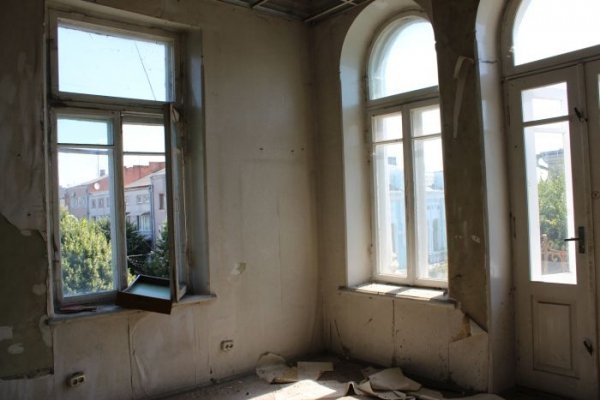 Луцькі депутати шукали приміщення, щоб продати. ФОТО