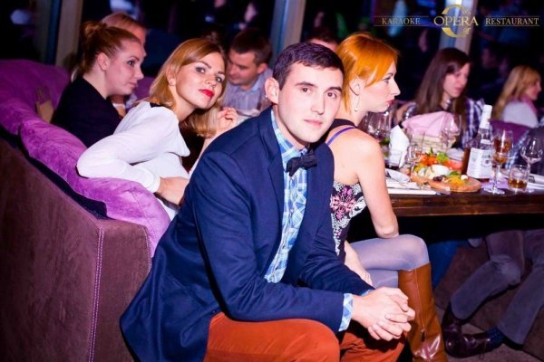 У Луцьку відкрили караоке-ресторан. ФОТО. ВІДЕО