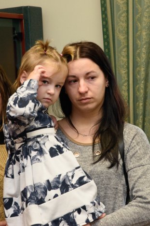 Посмертні нагороди вручили у Луцьку рідним загиблих захисників. ФОТО