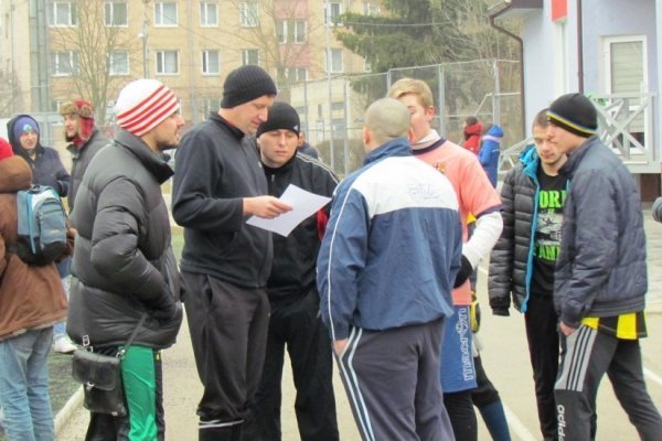 Волинські вболівальники зіграли у благодійний футбол  на допомогу воїнам-ультрасам. ФОТО