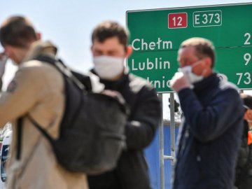 Афера з українськими заробітчанами: як шахраї «кидають» на гроші людей