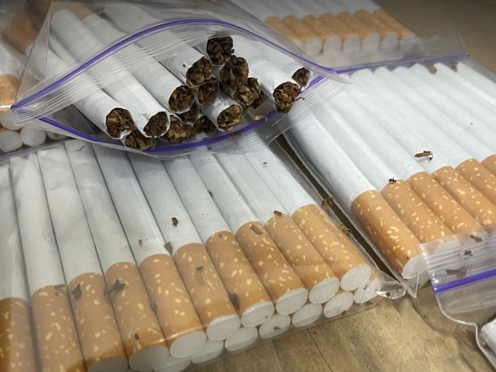 На Волині ліквідували підпільний завод із виробництва сигарет