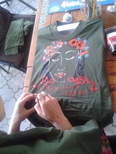 Діти волинських учасників АТО  творили «Подарунок для солдата». ФОТО