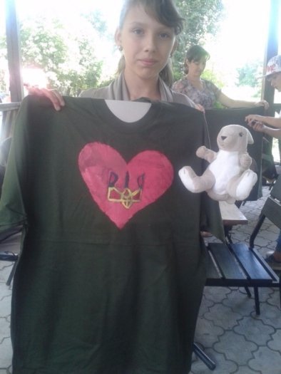 Діти волинських учасників АТО  творили «Подарунок для солдата». ФОТО