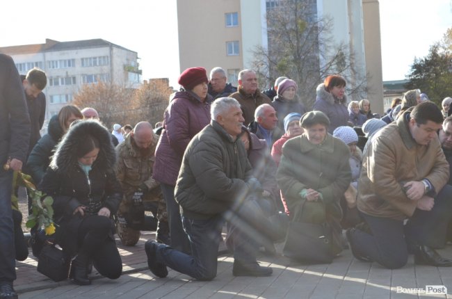 Загинув у день народження: Луцьк попрощався з воїном Віктором Лахаєм. ФОТОРЕПОРТАЖ