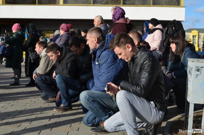 Загинув у день народження: Луцьк попрощався з воїном Віктором Лахаєм. ФОТОРЕПОРТАЖ