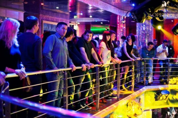 У Луцьку відкрили новий нічний клуб. ФОТО