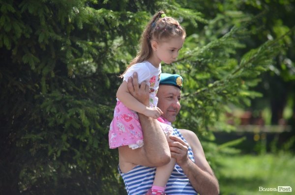 Свято «крилатої піхоти» у Луцьку. ФОТОРЕПОРТАЖ