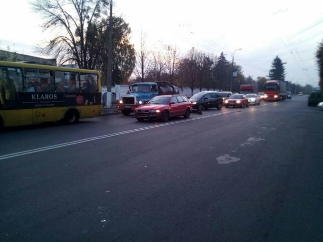 У Луцьку - подвійна аварія. ФОТО