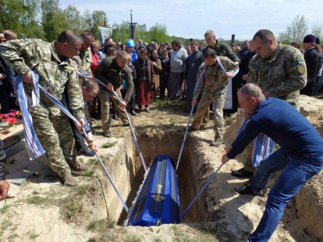 У селі на Волині похоронили військового 14-ої бригади