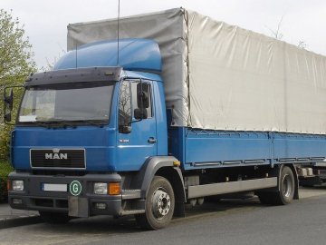 Українські дороги стануть платними для вантажівок 