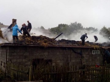 На Волині горіла господарська споруда. ФОТО