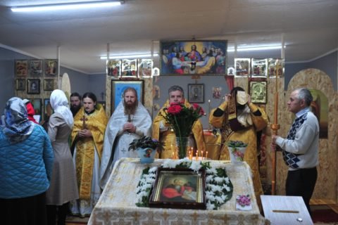 У Луцьку прихильники УПЦ (МП) відзначили престольне свято. ФОТО