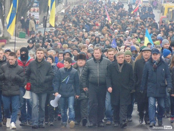 Хода до «площі Героїв Майдану» в Луцьку. ФОТО. ВІДЕО