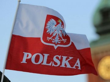 У Варшаві хочуть заборонити росіянам святкувати 9 травня