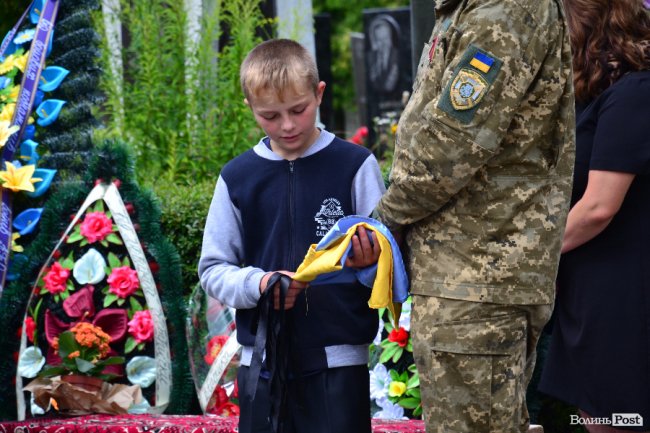 У Луцьку поховали атовця Володимира Бабія