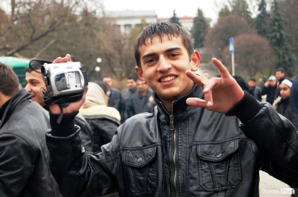 У центрі Луцька гуляли цигани. ФОТО