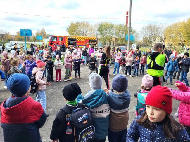 Учні волинської школи зібрали для ЗСУ майже 200 тисяч