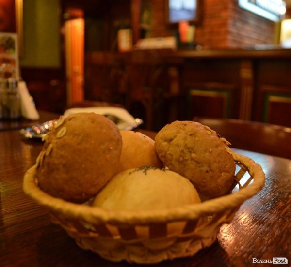  Про погану погоду,  хорошу літературу і європрогрес. Смачного Луцька!