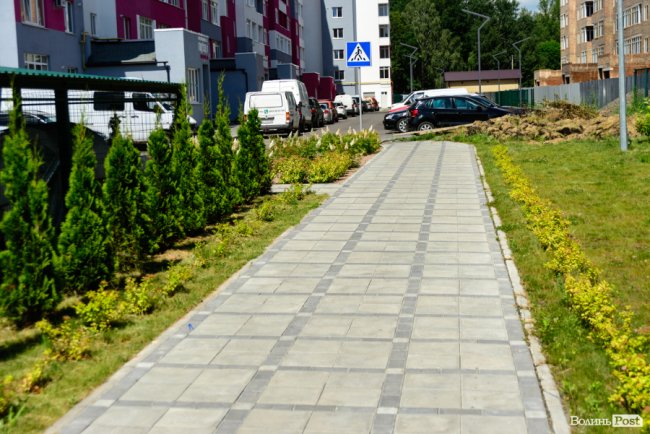 Як влітку змінюється ЖК «Caramel Residence». ФОТО*