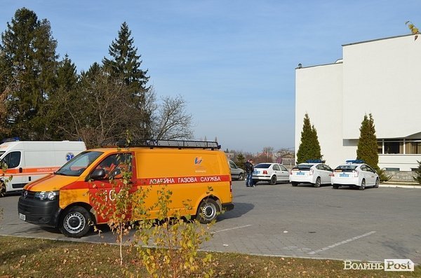 У Луцьку замінували податкову. ФОТО