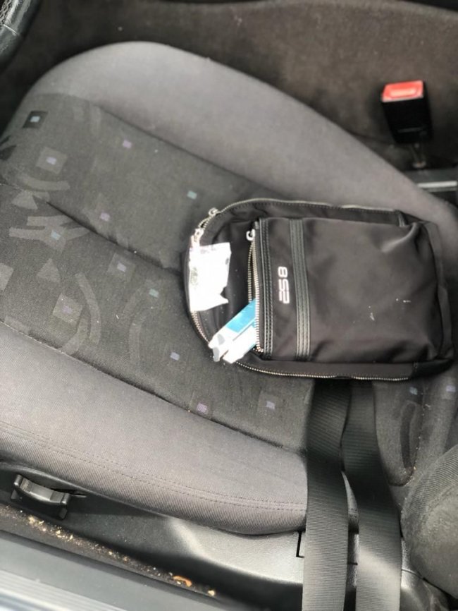 На «Ягодині» пес винюхав наркотики у сумці волинянина. ФОТО