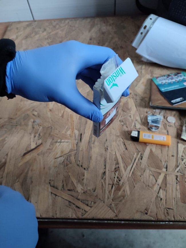 На «Ягодині» пес винюхав наркотики у сумці волинянина. ФОТО