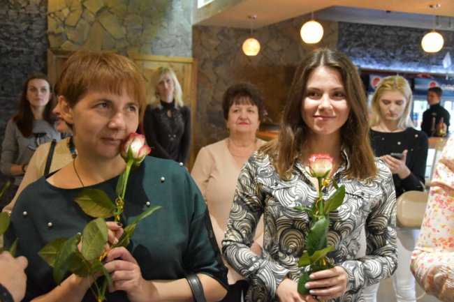 У Луцьку відкрили фотовиставку про мам особливих діток. ФОТО