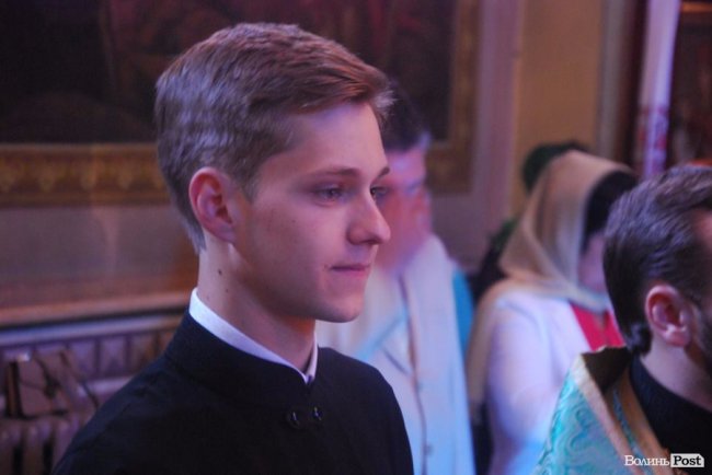 Фото випускного у Волинській духовній семінарії