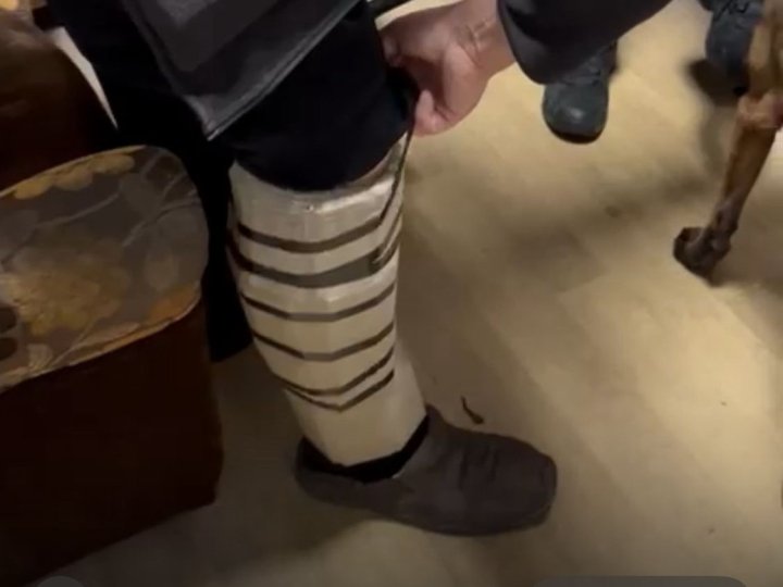 Чере «Ягодин» волинянин намагався перевезти в Польщу 20 блоків сигарет «на собі»