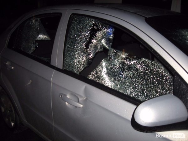 Розбійний напад на довірену особу кандидата на посаду міського голови...(Оновлюється). ФОТО